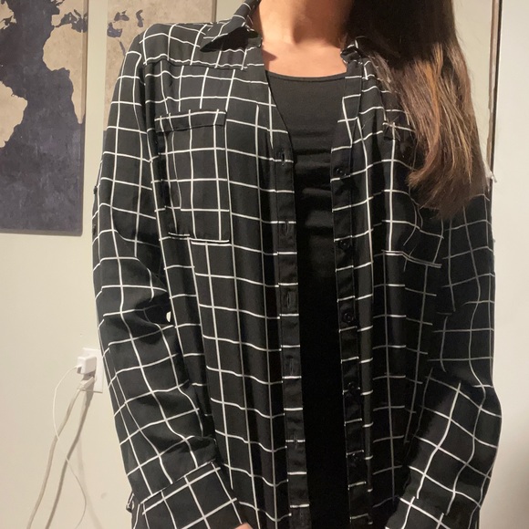 Express grid pattern button up - Picture 2 of 4